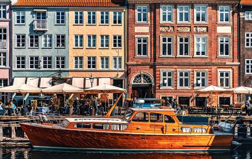 Architecture attraction