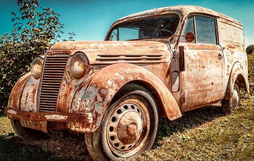 Abandoned juvaquatre car