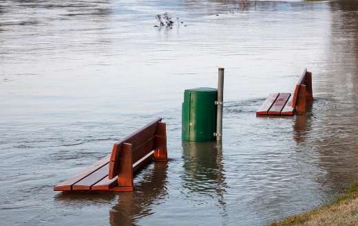 Calamity flood bench and garbage bin