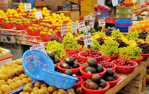 Market fruits 2
