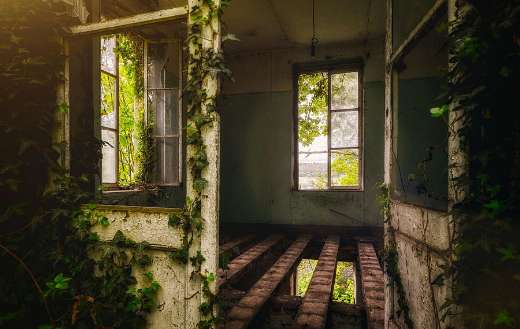 Left abandoned house photo