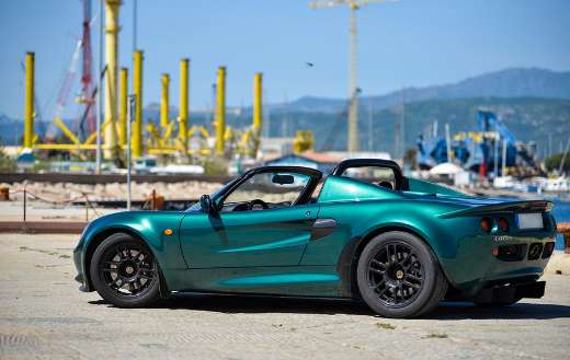 Elise lotus sport car