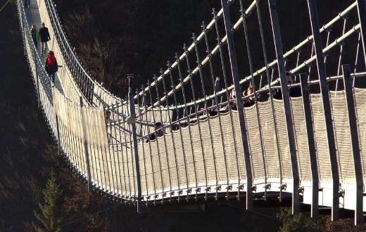 Suspension bridge contruction bridge