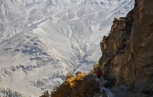 Pamir Tajikistan hiking path