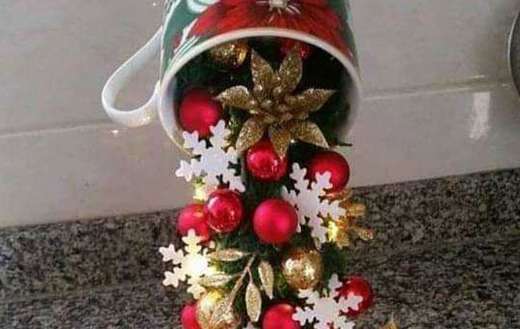 A creative Christmas decoration floating teacup